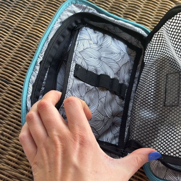 L.L. Bean Organizer Bag Toiletry Makeup Blue - Picture 4 of 7